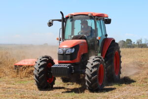 Kubota M7040 Cab